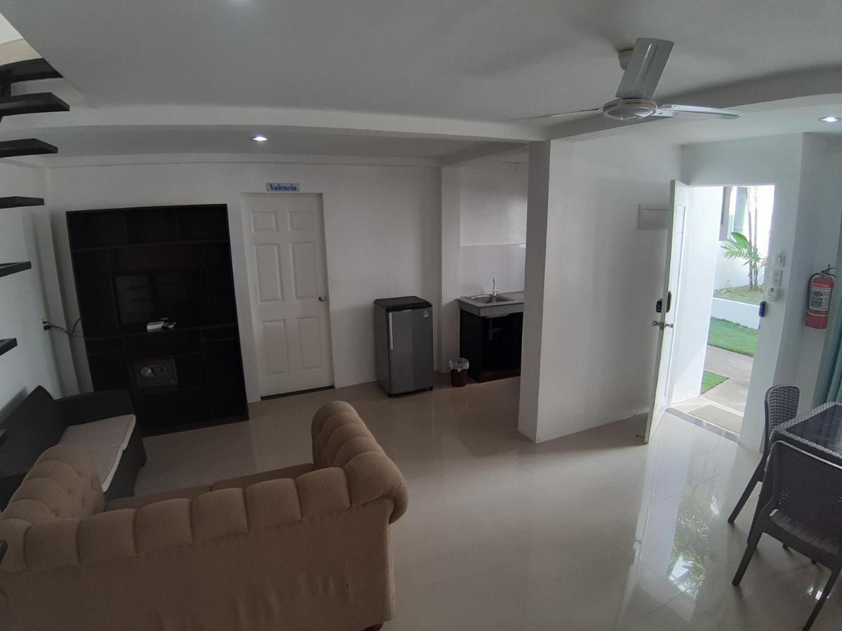Heartland Hotel Serviced Rooms & Apartments. Panglao Zewnętrze zdjęcie